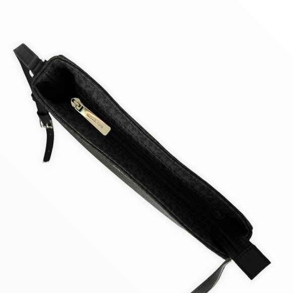 Michael Kors Jet Set Travel Black Crossbody bag